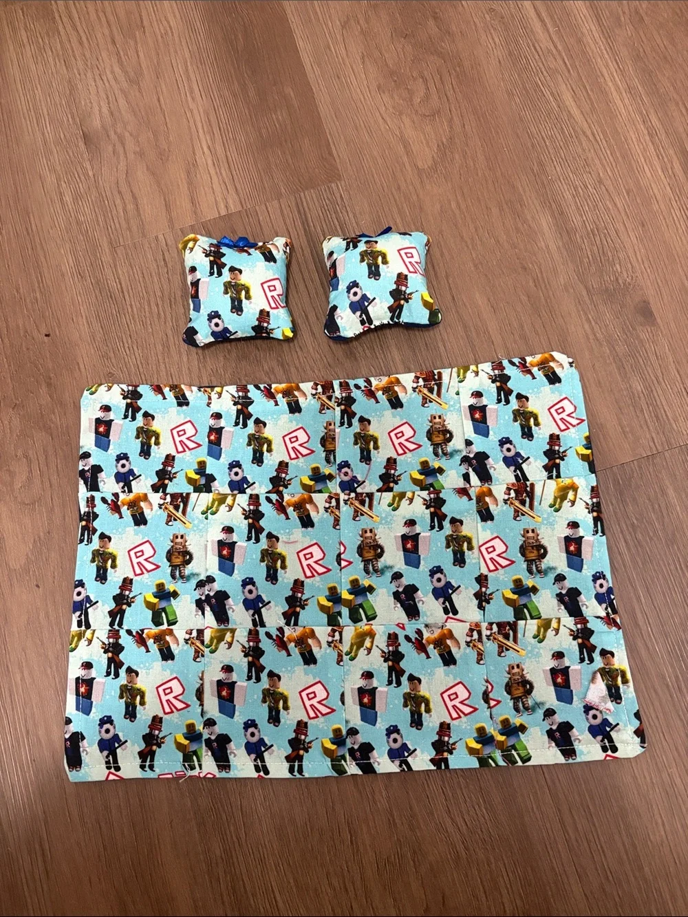 Roblox Kids Play Mat and Mini Pillows - Light Blue